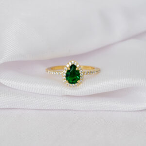 Pear Cut Emerald Ring for Women