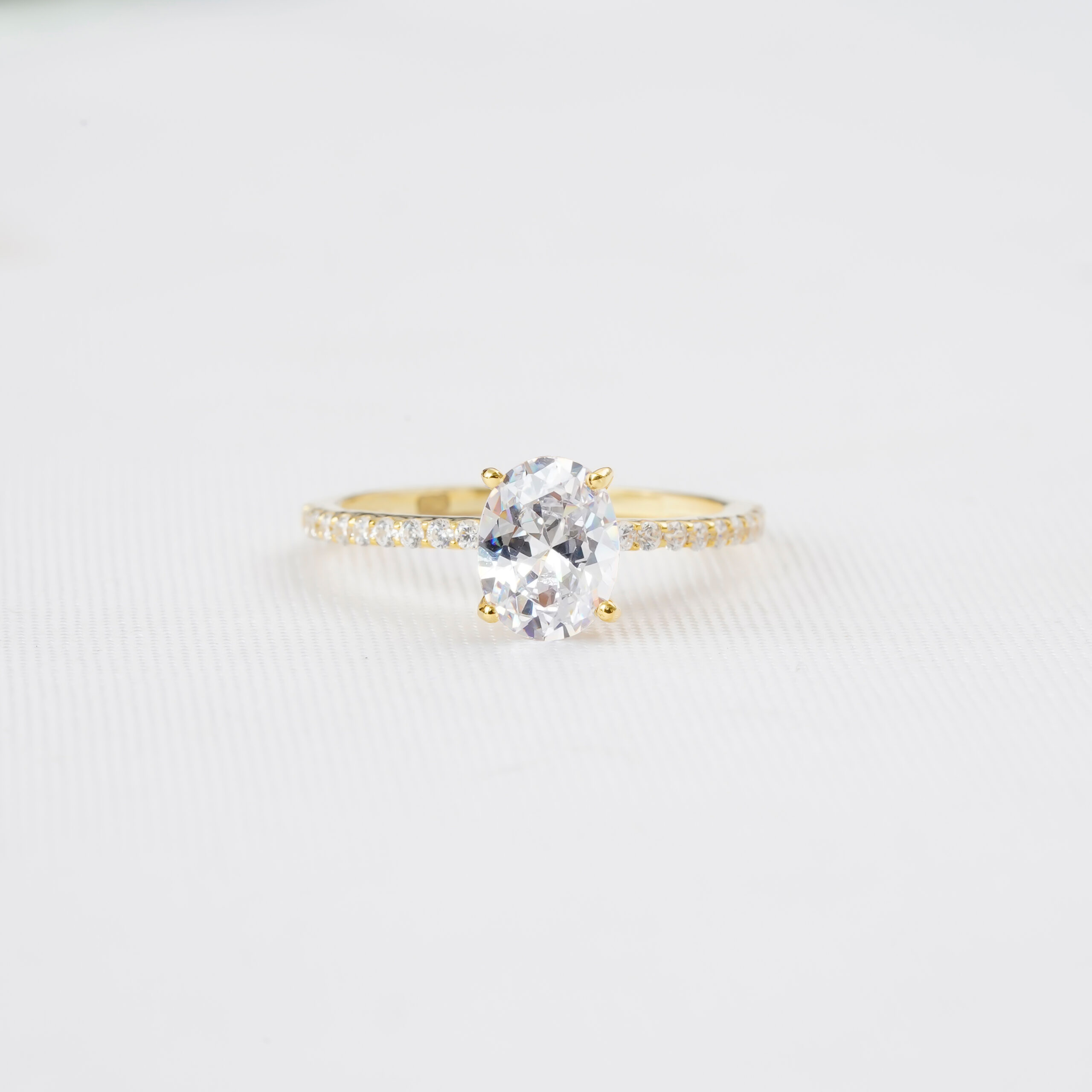 Oval Moissanite Ring for Women - Image 3