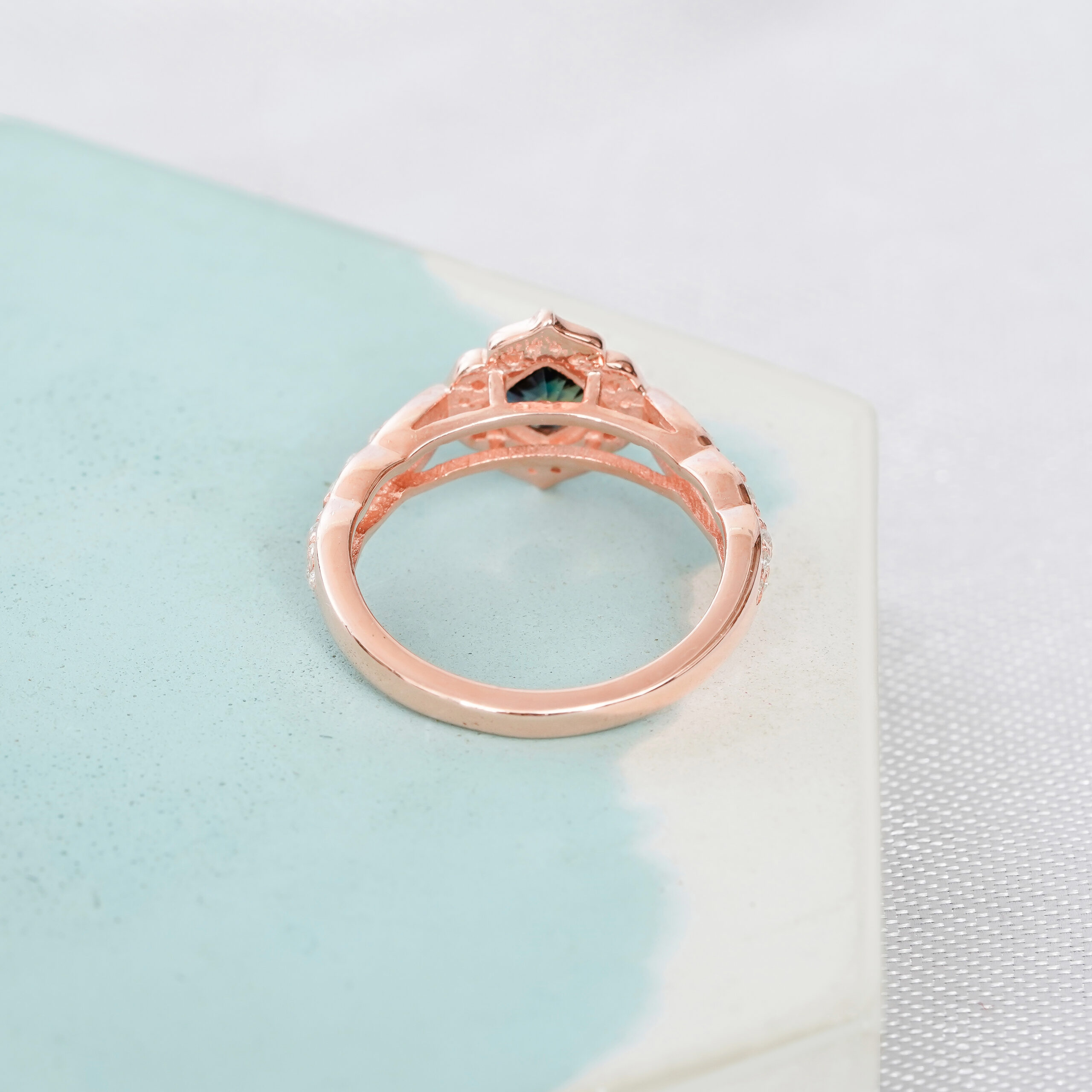 Round Blue Topaz Ring for Women - Image 4