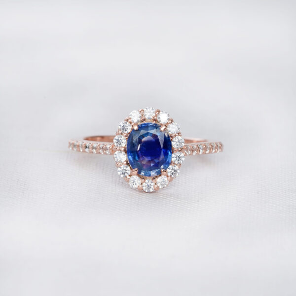 Blue Sapphire Engagement Ring Set For Women - Image 5