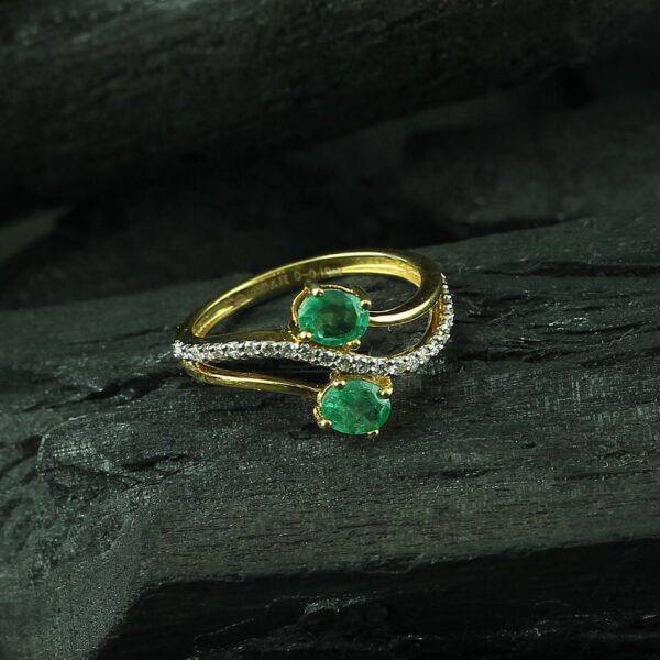 Premium Emerald Diamond Ring, 14k gold Dainty emerald Ring, Minimal Natural Diamond Ring, Wedding Diamond Ring, Gift Of Rings Women Jewelry